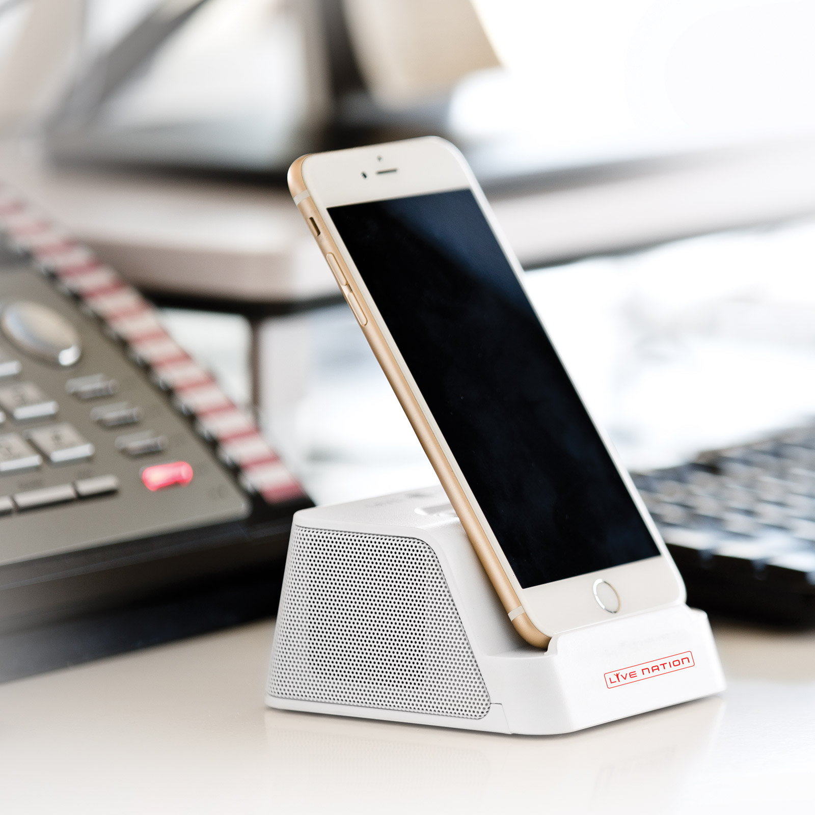 TomaxUSA Earphones & Speakers Bluetooth speaker with phone stand